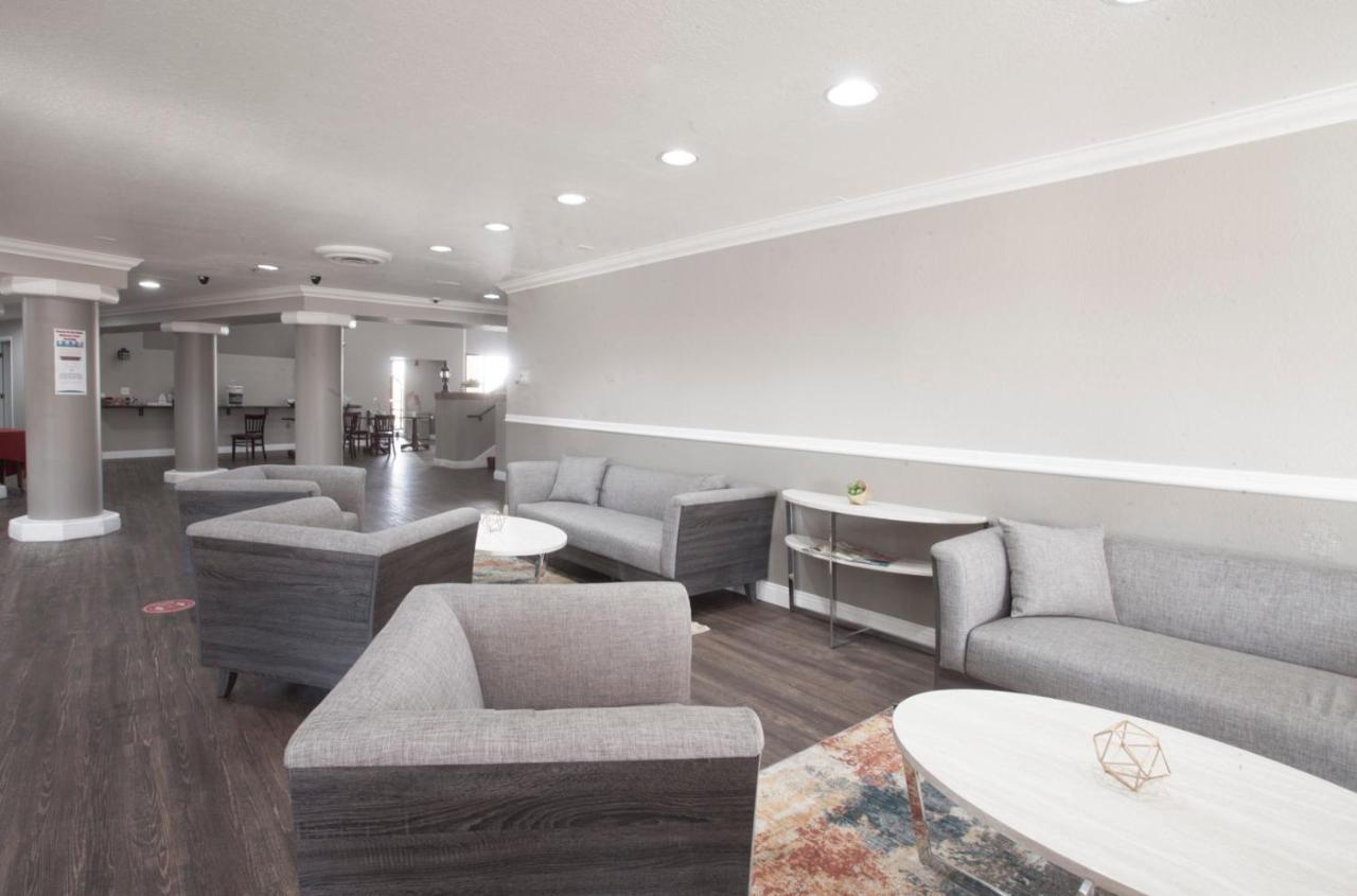 Hotel Ramada By Wyndham Barstow Esterno foto