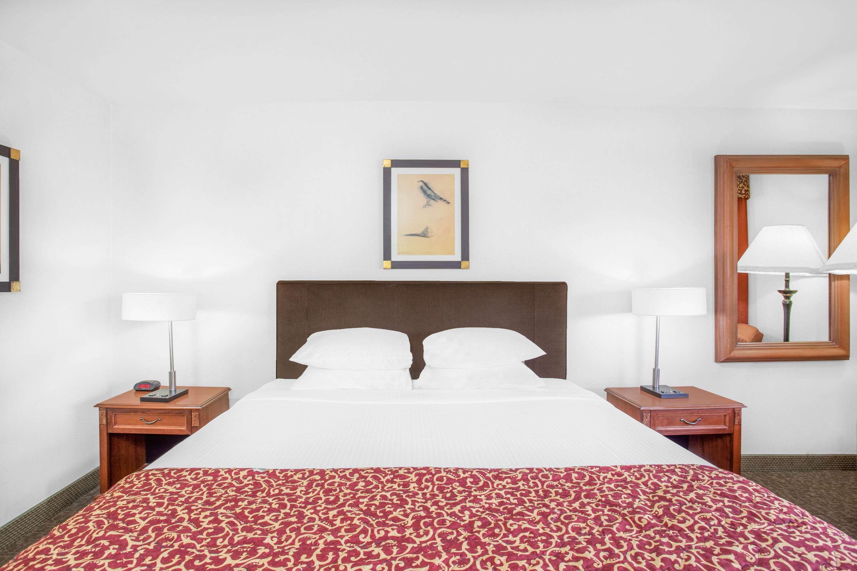 Hotel Ramada By Wyndham Barstow Esterno foto